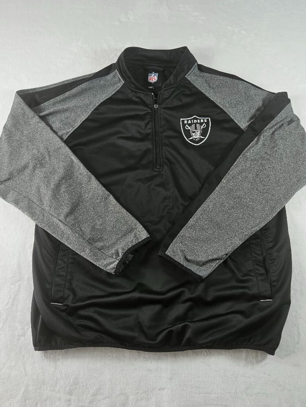 Las Vegas Raiders 1/4 Zip Pullover Mens Size XXL NFL Team Apparel Black Grey